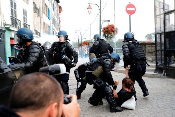 French police violence against protesters sparks widespread outrage