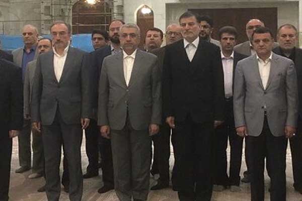 وزیر نیرو با آرمان های امام تجدید میثاق کرد