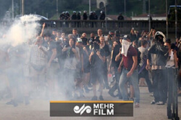 VIDEO: French police clash with anti-G7 protesters in Bayonne