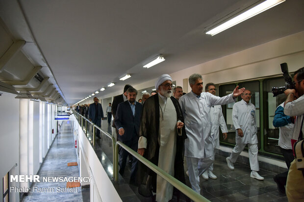 Unveiling ceremony of 3 new drugs in Mashhad