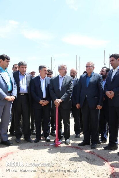 Energy minister visits Zanjan