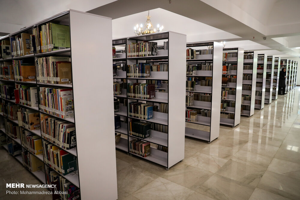 ردیف اعتباری ویژه برای ساخت کتابخانه مرکزی زنجان اختصاص یابد
