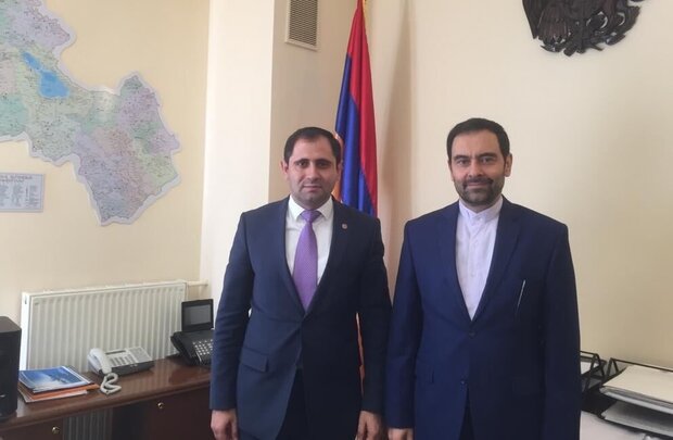 Iran, Armenia discuss energy ties