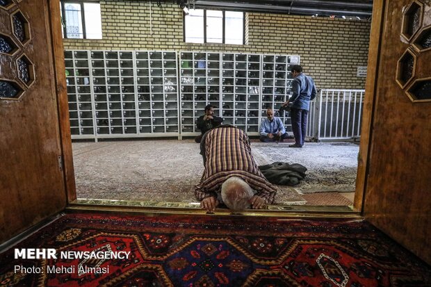 Hosseinieh Azam Zanjan Mosque