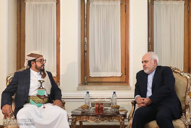 New Yemeni envoy submits credentials to Zarif