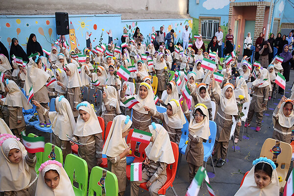 ۹۹ هزار دانش آموز ایلامی سال تحصیلی جدید را آغاز کردند