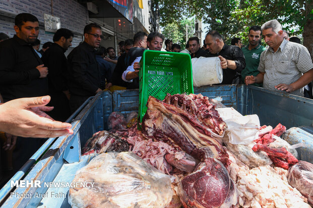 طرح برخورد قاطع با متخلفین صنفی در بازار مرغ فروشان شهریار