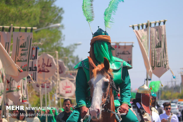 حرکت نمادین کاروان نینوا در بیرجند