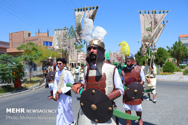 حرکت نمادین کاروان نینوا در بیرجند