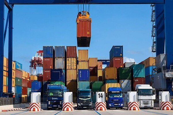 Hormozgan customs export over $5bn worth of products in four months