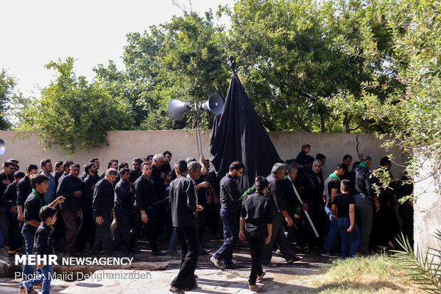 Traditional mourning ceremony of ‘Mahale Gardi’ in Yazd during Muharram 