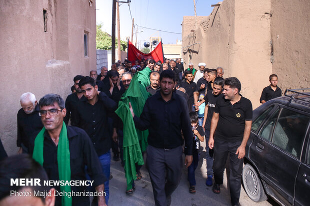 Traditional mourning ceremony of ‘Mahale Gardi’ in Yazd during Muharram 