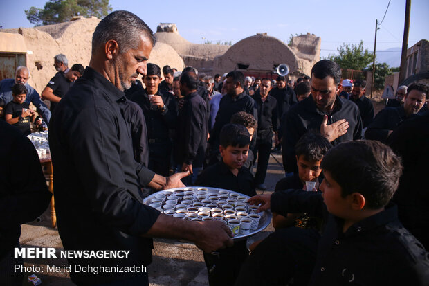 Traditional mourning ceremony of ‘Mahale Gardi’ in Yazd during Muharram 