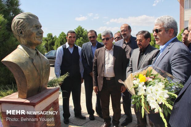 سفر یک روزه معاون رئیس جمهور به سمنان