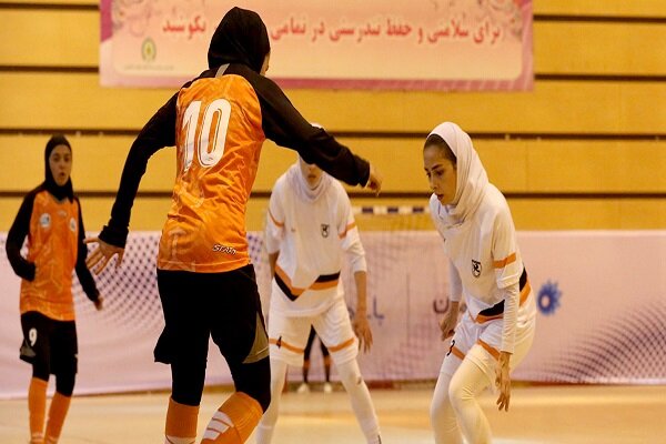 هفته پر گل لیگ برتر فوتسال زنان/ رقابت نزدیک صدرنشینان
