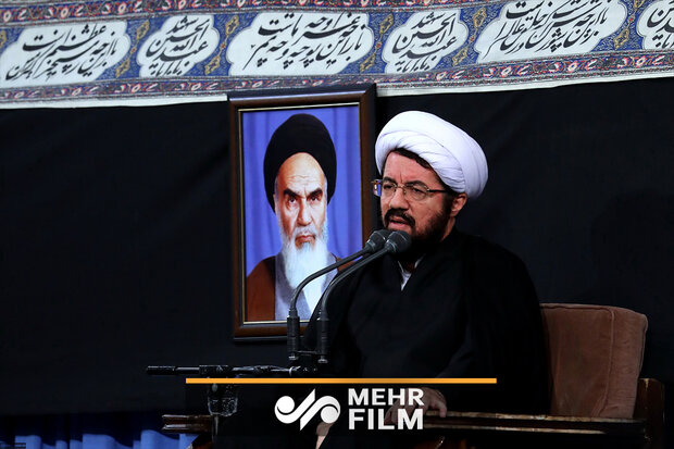 هر مهربانی که در دنیا هست، یک جز از ۱۰۰ جز رحمت خداست