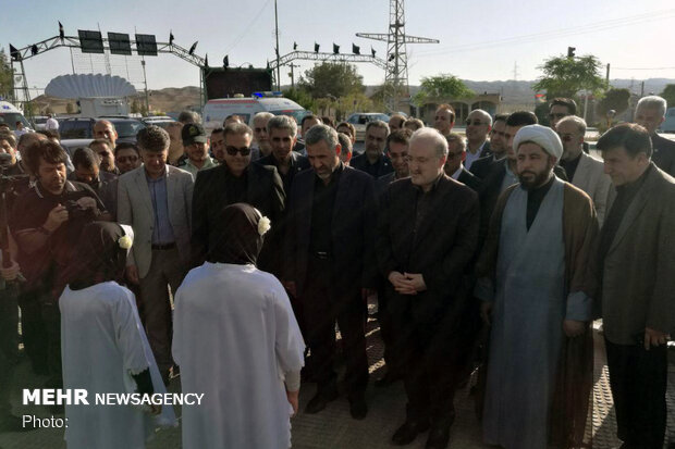 وزیر بهداشت وارد استان سمنان شد/ افتتاح ۴۰ طرح پزشکی