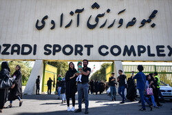 درهای چهار ورزشگاه تهران برای استقرار مردم باز شد