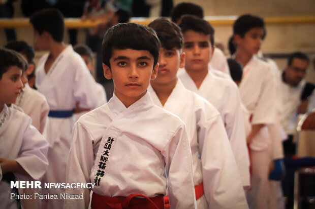 Nationwide Karate C’ship competitions in Shahr-e Kord