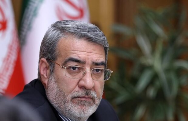 وزير الداخلية الإيراني: الولايات المتحدة تفرض عقوبات جائرة حتى في الحالات التي تتعلق بكورونا