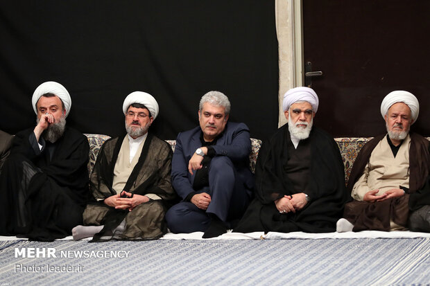 الليلة الاولى من مراسم العزاء الحسيني بحضور قائد الثورة الاسلامية 