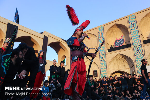 Passion play of a group of the disabled in Amir Chakhmaq Sq. of Yazd 