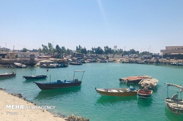 سهمیه بنزین یارانه‌ای قایق‌های صیادی استان بوشهر تأمین شد