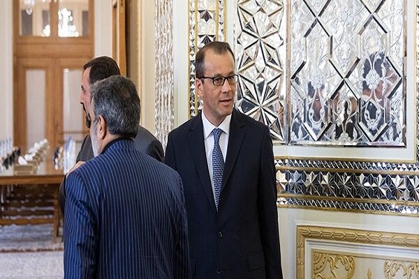 الإعلام الغربي يشنّ حربا نفسية شعواء إثر خفض إيران تعهداتها إزاء الاتفاق النووي