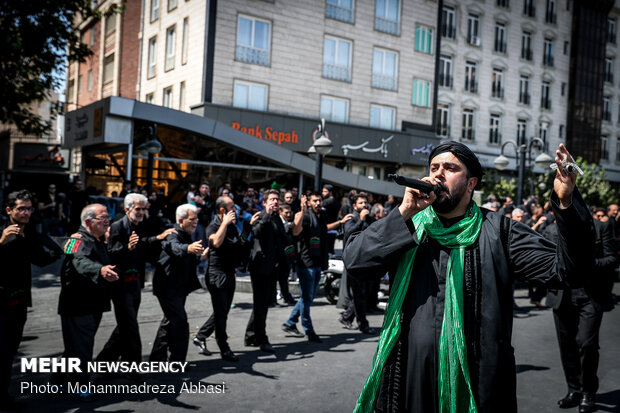 Tasu'a mourning processions in Tehran
