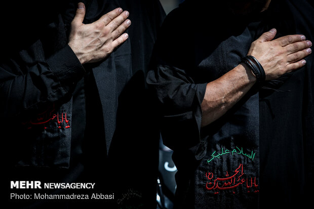 Tasu'a mourning processions in Tehran
