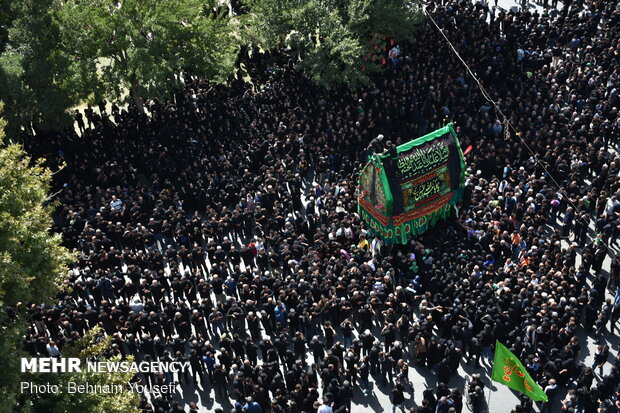 Ashura mourning ceremony in Khomein