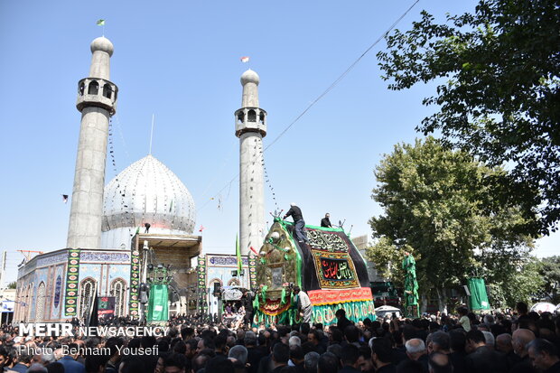 Ashura mourning ceremony in Khomein