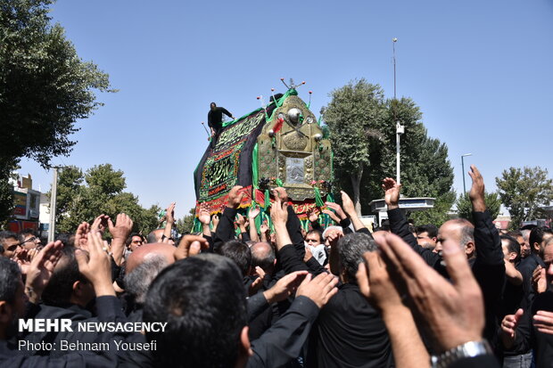 Ashura mourning ceremony in Khomein