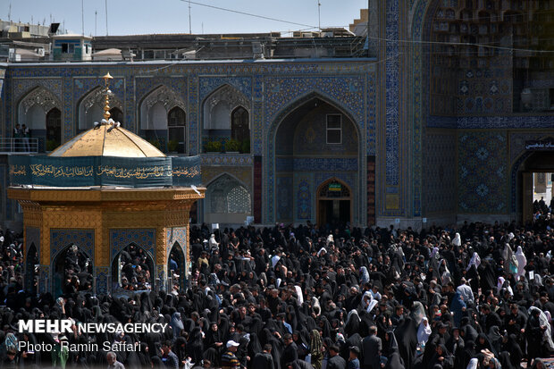 مراسم عزاداری عاشورای حسینی در حرم مطهر رضوی