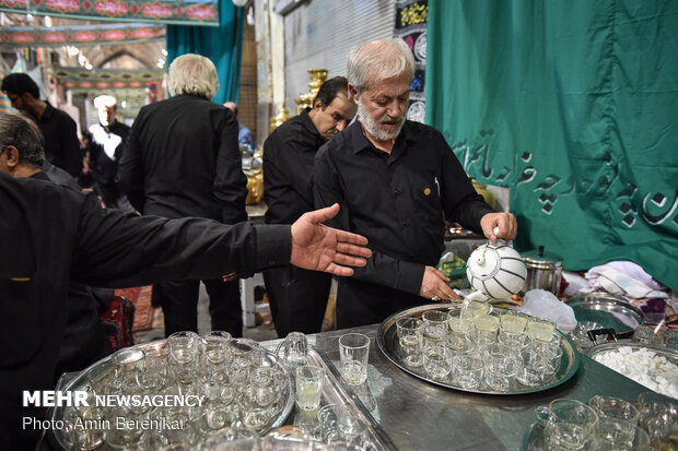 عزاداری عاشورای حسینی در شیراز - بازار وکیل شیراز