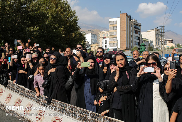 آیین خیمه سوزان در ولنجک تهران