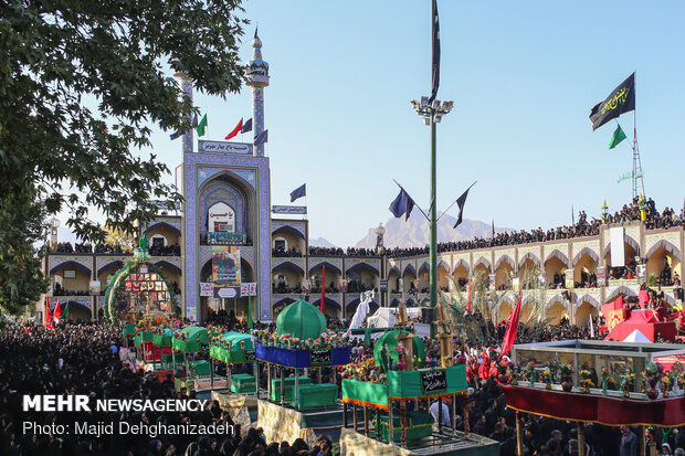 ‘Nakhl Bardari’ rituals in Ashura Day in Mehriz