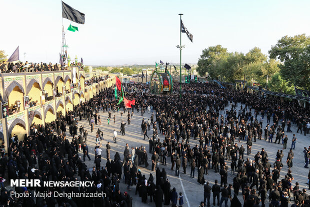 ‘Nakhl Bardari’ rituals in Ashura Day in Mehriz