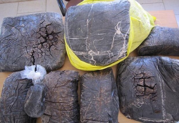 1 ton of drugs seized in Fars province on Saturday