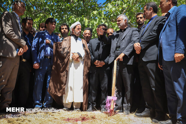 سفر وزیر جهاد کشاورزی به چهارمحال و بختیاری