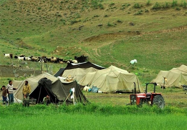 آخرین سرشماری عشایر مربوط به ١٢ سال پیش است