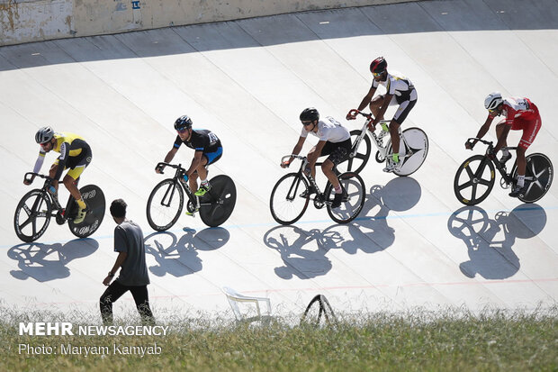 Last stage of Iran’s track cycling league