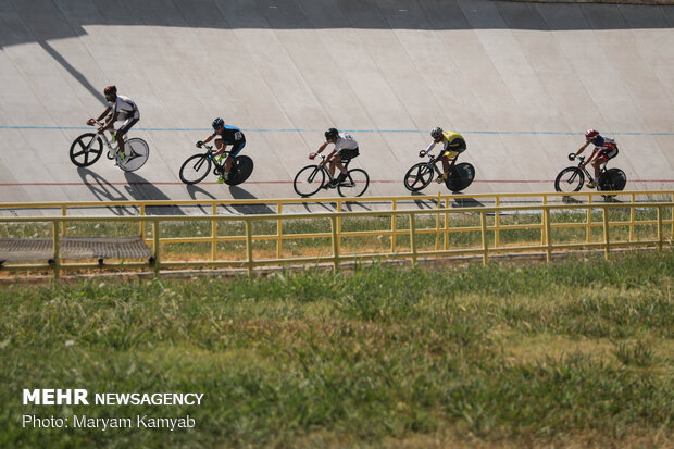 Last stage of Iran’s track cycling league