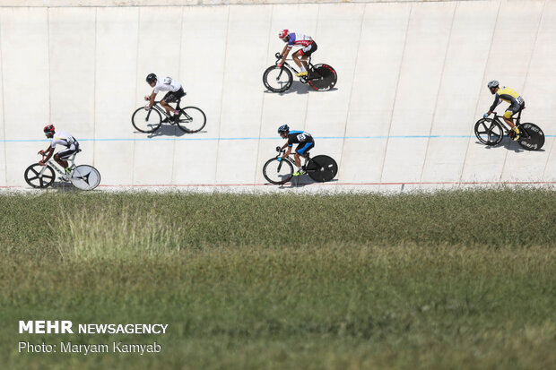 Last stage of Iran’s track cycling league