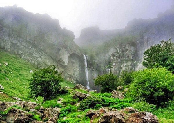 آبشار «ورزان» گیلان در فهرست آثار طبیعی ملی ایران قرار گرفت