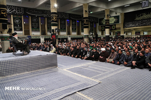 Ayat. Khamenei’s meeting with Iraqi hosts to Karbala pilgrims