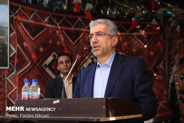 Energy min. inaugurates projects in Chaharmahal and Bakhtiari 