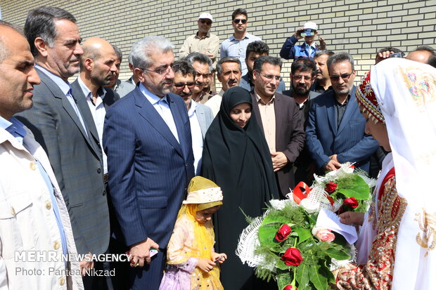 Energy min. inaugurates projects in Chaharmahal and Bakhtiari 