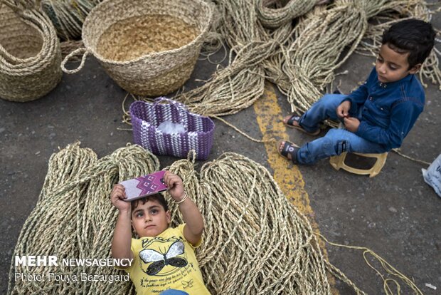 شنبه بازار صنایع دستی خمام