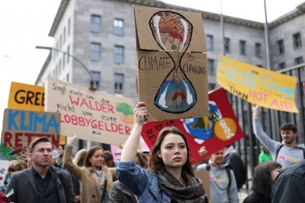 Dünya çapında iklim değişikliği protestoları düzenlendi